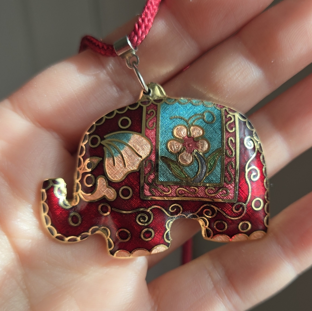 Vintage Lucky Elephant Necklace